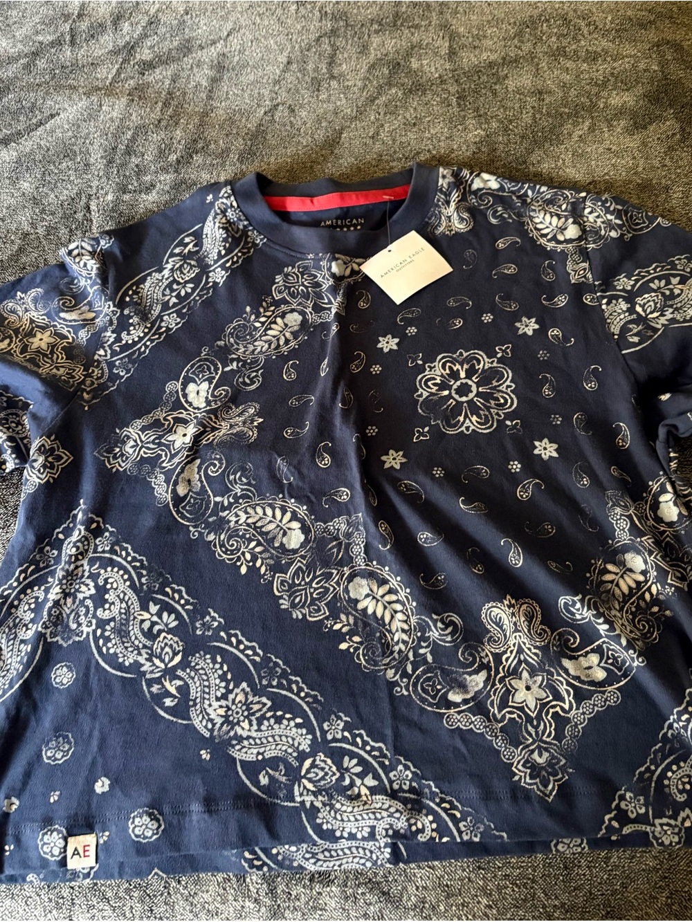 American Eagle Paisley T-Shirt (NWT)